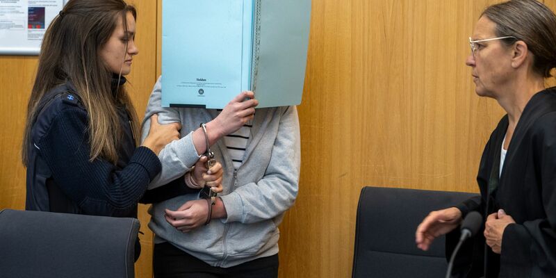 Die 26-Jährige wurde zu lebenslanger Haft verurteilt. (Archivbild) - Foto: Stefan Puchner/dpa