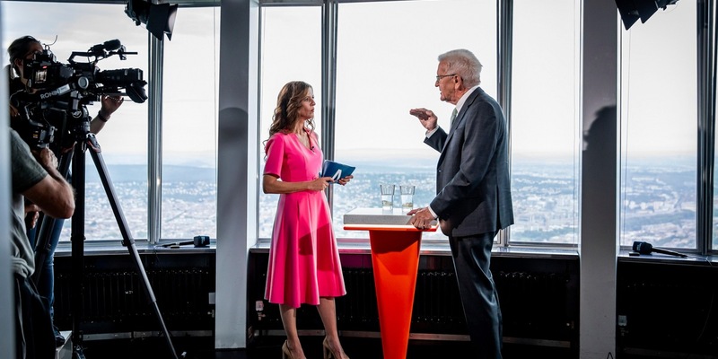 SWR / Ministerpräsident Winfried Kretschmann (Bündnis 90/Die Grünen) im SWR Aktuell Sommerinterview Baden-Württemberg - Foto: presseportal.de