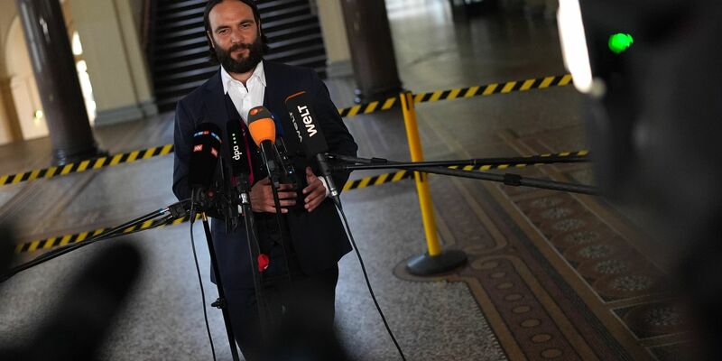 Gerhard Delling, Lebensgefährte von Christina Block, bestreitet, etwas Unrechtes getan zu haben. - Foto: Marcus Brandt/dpa