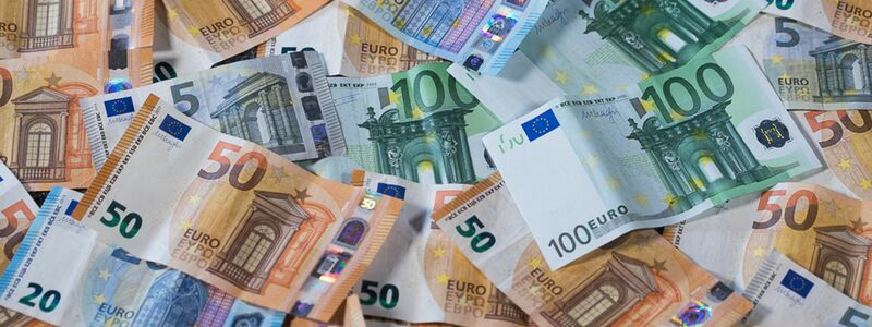 Der Länderfinanzausgleich soll helfen, in den Bundesländern annähernd vergleichbare Lebensbedingungen zu ermöglichen. Doch die Last der Zahlungen ist immer einseitiger verteilt. (Symbolbild) - Foto: Jens Büttner/dpa-Zentralbild/dpa