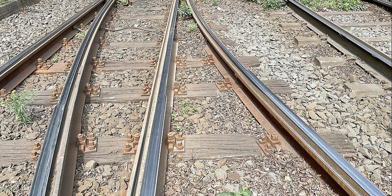 Schienen (Archiv) - Foto: über dts Nachrichtenagentur