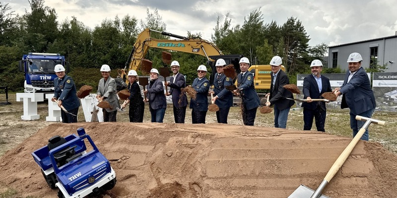 THW Bayern: Spatenstich für die neue THW Unterkunft in Roth. - Foto: presseportal.de