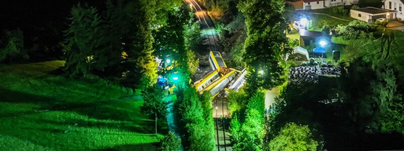 Drei Menschen kamen bei dem Unfall ums Leben, mehr als 40 wurden verletzt.  - Foto: Uncredited/dpa
