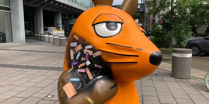 Wer hinter dem mutmaßlichen Brandanschlag steckt, ist noch nicht geklärt. - Foto: Jonas-Erik Schmidt/dpa