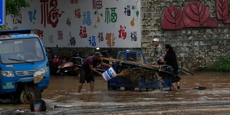 Dennoch kamen zahlreiche Menschen ums Leben.  - Foto: Mahesh Kumar A./AP/dpa