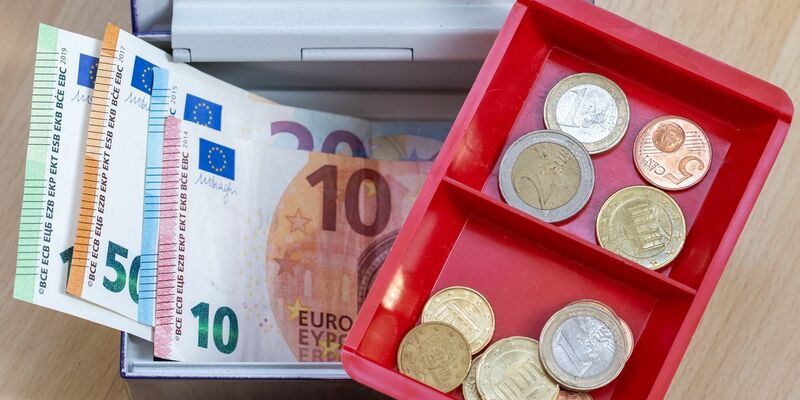 Die öffentlichen Schulden sind im vergangenen Jahr gestiegen, ebenso wie in den Vorjahren. (Symbolbild) - Foto: Daniel Karmann/dpa