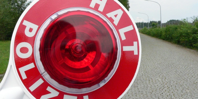 Bundespolizeidirektion München: Unbekannter Schleuser setzt Personen ab - Foto: presseportal.de