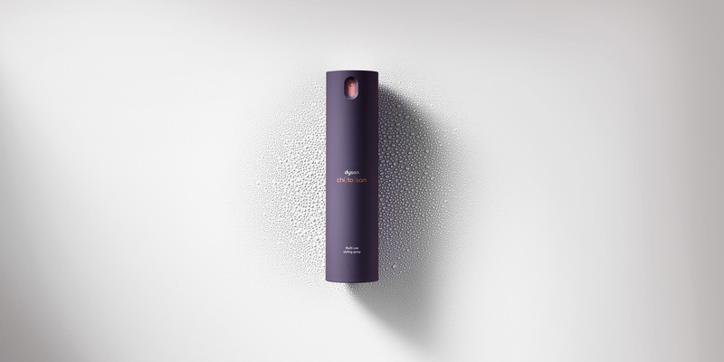Neues Dyson Chitosan Multi-Use-Stylingspray für zweimal längeren Halt / Das neue Spray ergänzt die auf Chitosan basierende Haarstyling-Produktreihe - Foto: presseportal.de