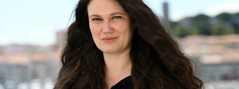 Mascha Schilinski zeigte ihren Film im Wettbewerb von Cannes. (Archivbild) - Foto: Stefanie Rex/dpa