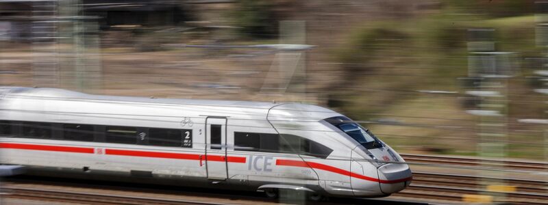 Das Pünktlichkeitsziel wird gelockert, die Vorstände verkleinert, Sofortprogramme aufgelegt: Bei der Bahn soll sich in den nächsten Monaten viel ändern. (Archivbild) - Foto: Jan Woitas/dpa