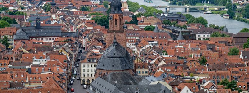 Heidelberg führt Mindestpreise für Uber und Co. ein. (Archivbild) - Foto: Uwe Anspach/dpa