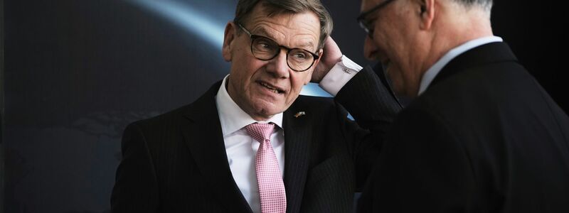 Außenminister Wadephul warnt vor einer internationalen Isolierung Israels.  - Foto: Leo Correa/AP/dpa