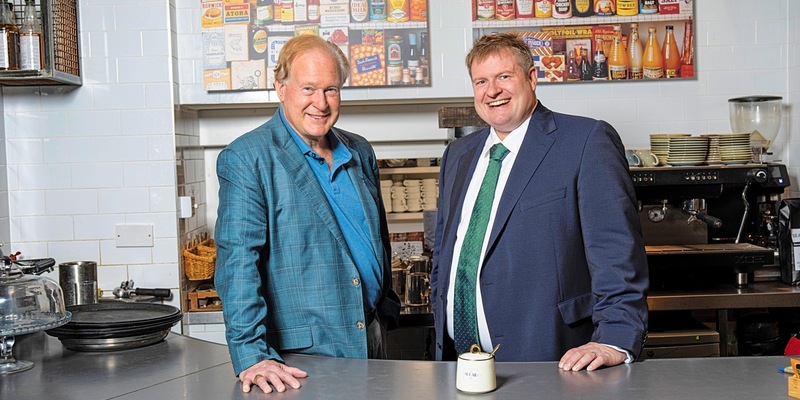 Was alle sehen. Was niemand sieht: Apotheken Umschau macht Adipositas in zwei Video-Reportagen sichtbar - Foto: presseportal.de