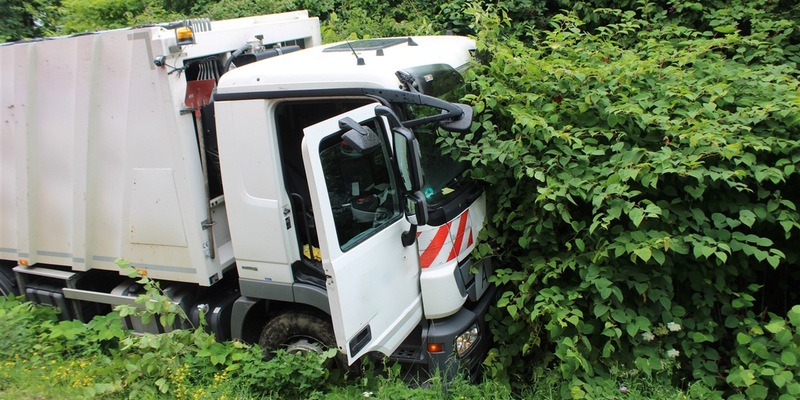 POL-RBK: Wermelskirchen - Lkw-Fahrer verliert während der Fahrt das Bewusstsein - Beifahrer greift ein - Foto: presseportal.de