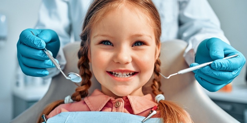 Zungenreinigung: Ein unterschätzter Schlüssel zur Kariesprävention bei Kindern - Foto: presseportal.de