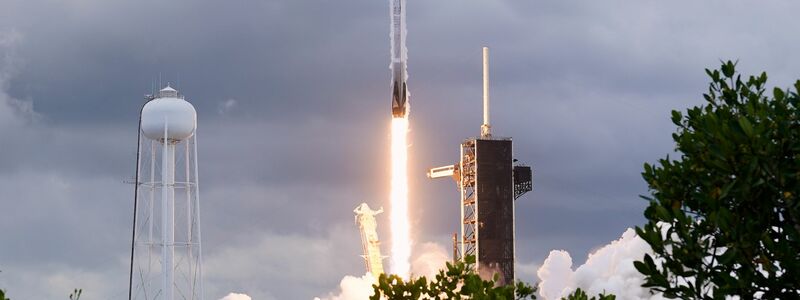 Die Crew-11 ist an der ISS angekommen.  - Foto: John Raoux/AP/dpa