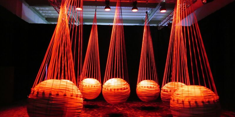 Aus der Ausstellung «Euphoria» im Ballon-Museum in Paris. - Foto: Sabine Glaubitz/dpa