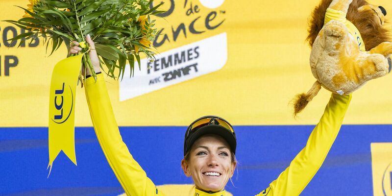 Pauline Ferrand-Prevot sicherte sich den Tour-Gesamtsieg. - Foto: Jean-Christophe Bott/KEYSTONE/dpa