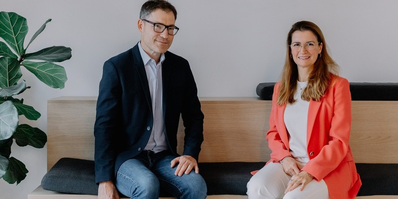 EnBW und Ladelösungsanbieter ChargeHere schließen Partnerschaft für die Wohnungswirtschaft / Der Vertriebsbereich für Wohnungswirtschaft der EnBW nutzt damit zukünftig das Ladeangebot von ChargeHere - Foto: presseportal.de