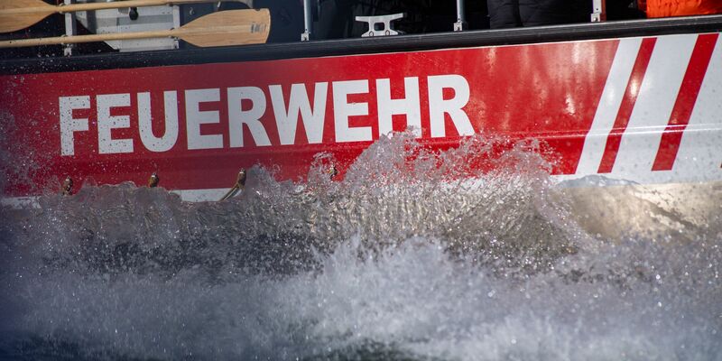 Die Jugendlichen sind von den Einsatzkräften nur noch begrenzt beziehungsweise gar nicht mehr ansprechbar vorgefunden worden. (Symbolbild) - Foto: Stefan Sauer/dpa