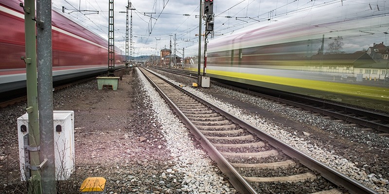 BPOL-HB: 87-Jähriger am Bahngleis: Schnellbremsung vom Lokführer, Bundespolizei warnt: Lebensgefahr! - Foto: presseportal.de