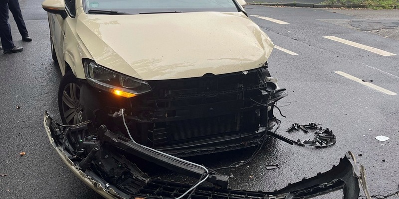 POL-RBK: Rösrath - Eine Person bei Verkehrsunfall in Forsbach leicht verletzt - Foto: presseportal.de