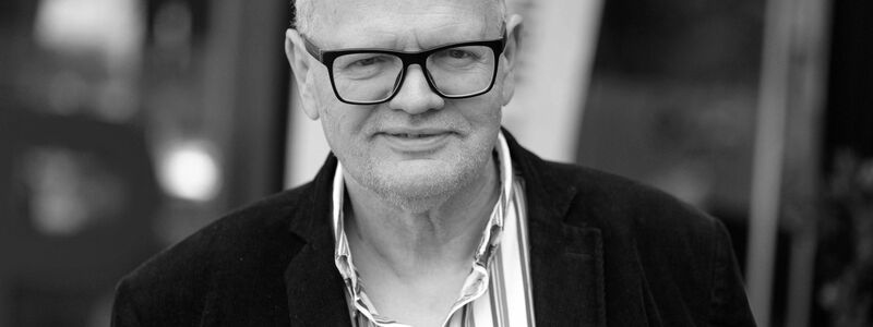 Bundesliga-Reporter Ulli Potofski ist tot. - Foto: Henning Kaiser/dpa