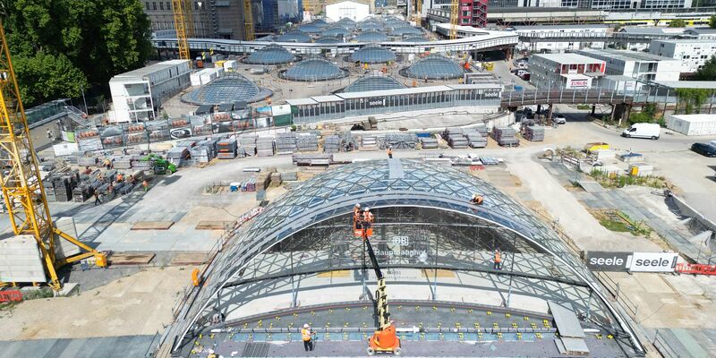 Deutlich teurer als zu Beginn geplant: Das Bahnprojekt Stuttgart 21. (Archivbild) - Foto: Bernd Weißbrod/dpa