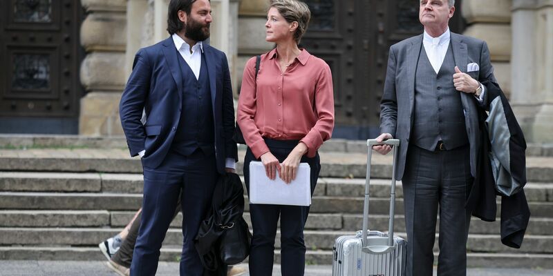 Der Prozess soll am 15. August fortgesetzt werden. (Archivbild) - Foto: Christian Charisius/dpa