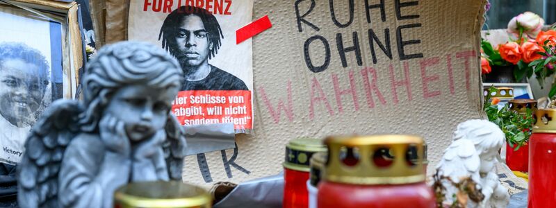 Der 21-jährige Lorenz wurde von einem Polizisten erschossen - bald ist klar, ob Anklage gegen den Beamten erhoben wird oder nicht. (Archivbild) - Foto: Izabela Mittwollen/dpa