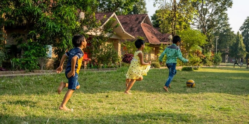 Gemeinsam stark: SOS-Kinderdörfer weltweit erhalten eine Million Euro aus Omaze-Kampagne - Foto: presseportal.de