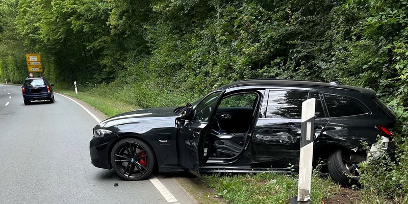 POL-MI: Ein Verletzter nach Kollision auf der Karlstraße - Foto: presseportal.de