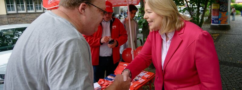 Parteichefin Bas ist in diesen Tagen überall in NRW unterwegs.  - Foto: Henning Kaiser/dpa