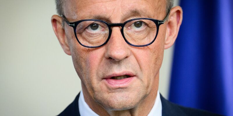 Merz und Söder hätten einen Koalitionsvertrag mit Steuererhöhungen nicht unterschrieben, sagt der Kanzler. (Archivbild) - Foto: Bernd von Jutrczenka/dpa