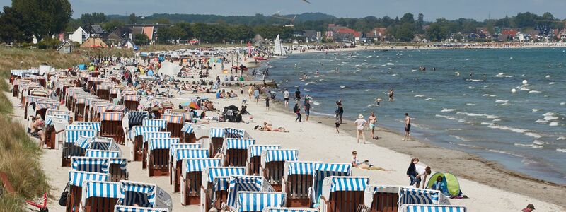 Die neue Woche verspricht Badewetter in Deutschland. - Foto: Georg Wendt/dpa