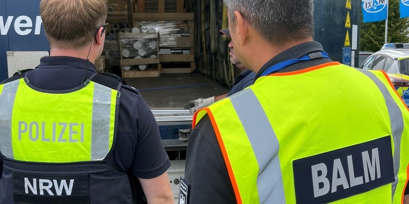 POL-SI: Landesweiter Kontrolleinsatz: Kreispolizeibehörde Siegen-Wittgenstein hatte Brummi-Fahrer an zwei Kontrollstellen erfolgreich im Blick - bei jedem Zweiten gab es etwas zu beanstanden #polsiwi - Foto: presseportal.de