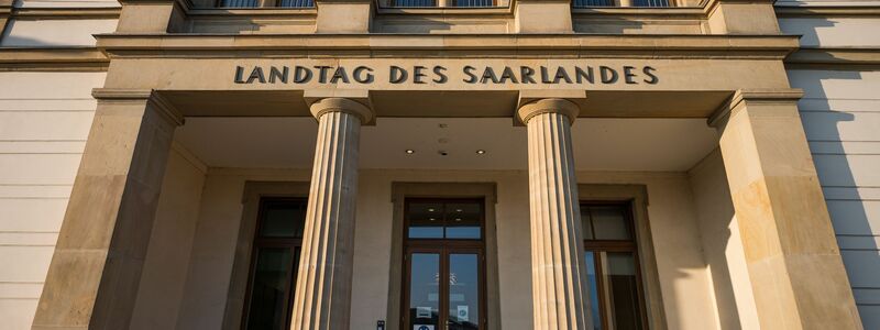 Der Suizid eines Jugendlichen in der JVA Ottweiler wird Thema im Landtag. (Archivbild)  - Foto: Oliver Dietze/dpa