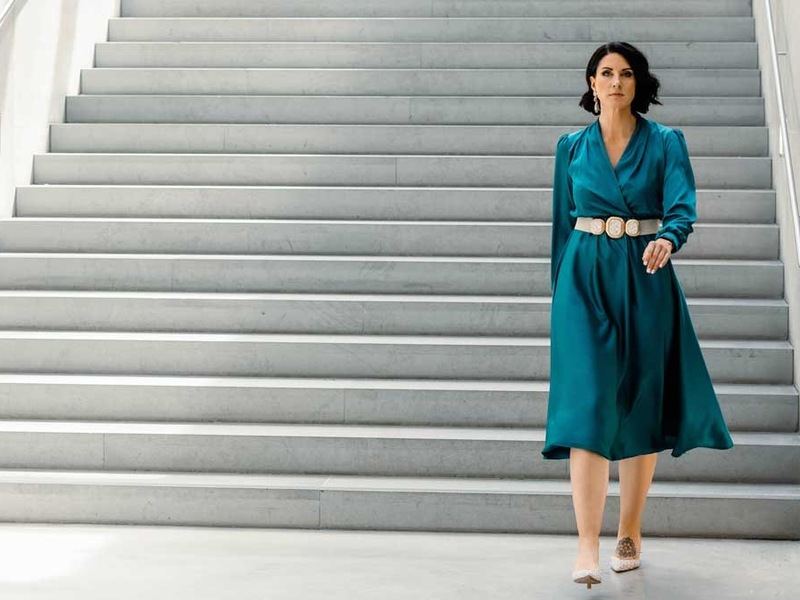 Stress, Druck, ein Glas Wein: Warum Karrierefrauen oft falsch abschalten - Foto: presseportal.de