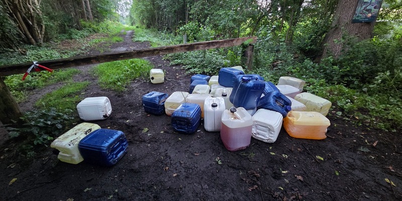 POL-RZ: Umweltermittlungsdienst sucht Zeugen nach unerlaubter Abfallbeseitigung - Foto: presseportal.de