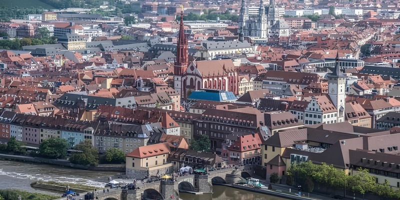 Würzburg wird klimaneutral: Drees & Sommer erarbeitet Sanierungsfahrplan für öffentliche Liegenschaften - Foto: presseportal.de
