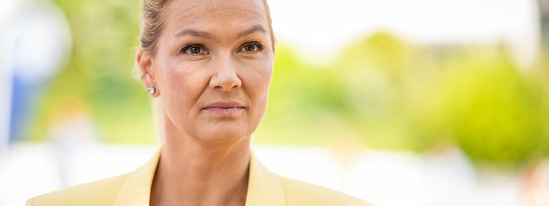 Die ehemalige Ausnahmeschwimmerin Franziska van Almsick kämpft bis heute mit einer Essstörung. (Archivbild) - Foto: Daniel Reinhardt/dpa