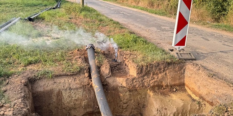 Feuerwehr Goch: PKW in Flammen, Verkehrsunfall, Kellerbrand und Kampfmittelfund - Foto: presseportal.de