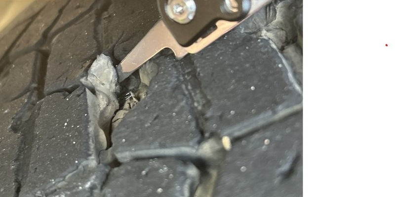 POL-OF: Laster mit erheblichen Mängeln aus dem Verkehr gezogen; Kriminalpolizei ermittelt nach Brand; Falsche Polizeibeamte brachten Brummi-Fahrer um Geld und mehr - Foto: presseportal.de