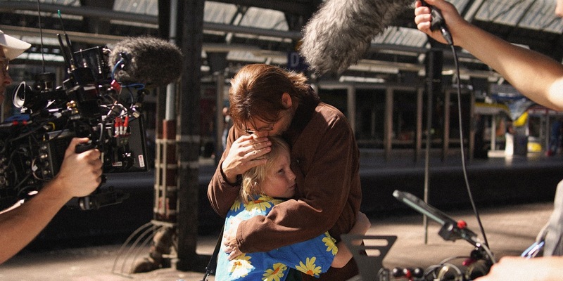 Im Dreh: Der beste Vater der Welt von Sven Gielnik - Foto: presseportal.de