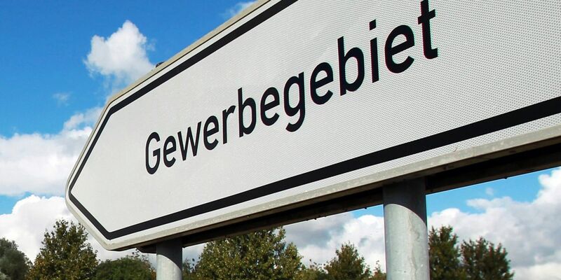 Im ersten Halbjahr wurden mehr größere Betriebe gegründet als ein Jahr zuvor (Symbolbild) - Foto: Jens Wolf/dpa-Zentralbild/dpa