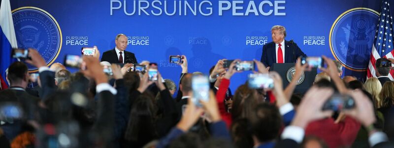 Fragen der Weltpresse wurden von den Präsidenten nicht beantwortet. - Foto: Wu Xiaoling/XinHua/dpa