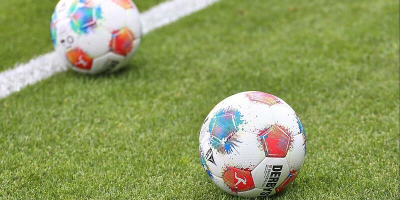 Fußbälle (Archiv) - Foto: über dts Nachrichtenagentur