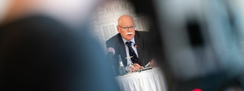 Der SPD-Politiker wird sich von seinem Amt zurückziehen. (Archivfoto) - Foto: Mohssen Assanimoghaddam/dpa