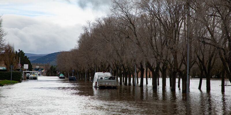 Wissenschaftler des Potsdam-Instituts für Klimafolgenforschung (PIK) haben Überschwemmungen in Europa, wie hier in Spanien, untersucht. (Archivbild) - Foto: Rafael Bastante/EUROPA PRESS/dpa