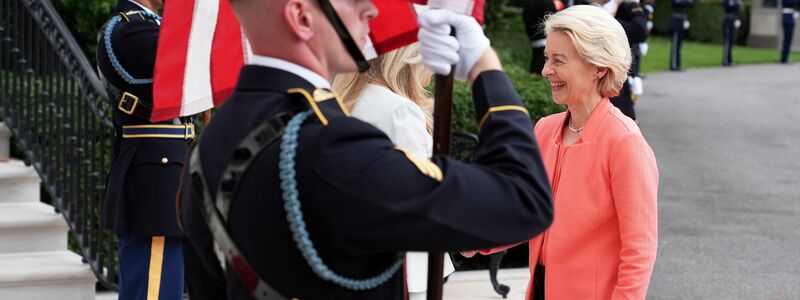 Der Bundeskanzler kommt im Weißen Haus an. - Foto: Jacquelyn Martin/AP/dpa